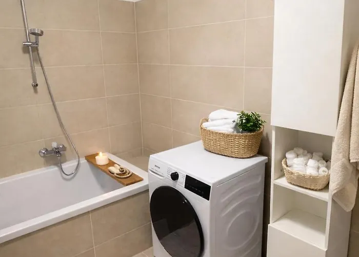 Apartment Exklusiv 2br Penthouse! Ac - Big Terrace - Garage!